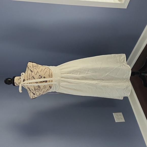 NWT sexy white halter style (tie in back) with optional built in modesty panel. - Picture 3 of 5